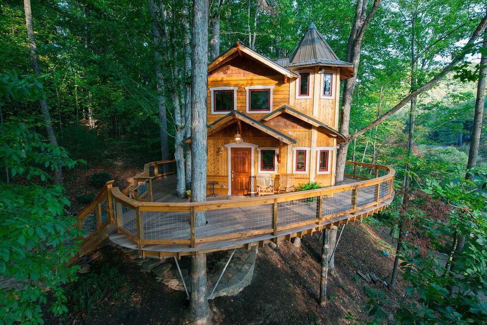 USA TODAY | 10 Treehouses – Spend the Night in These